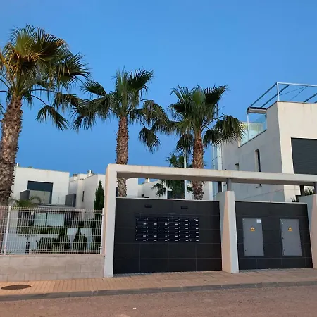 Punta Prima 3 Bedrooms And Solarium Sea View Вілла Торрев'єха