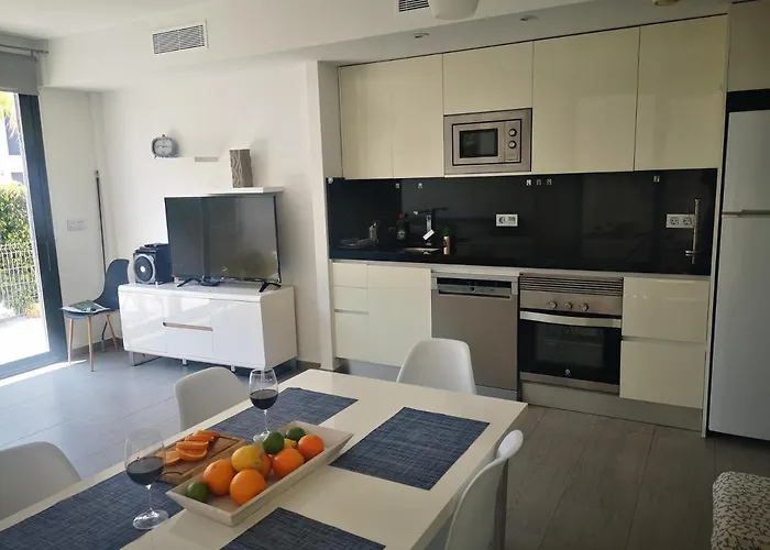 Punta Prima 3 Bedrooms And Solarium Sea View *