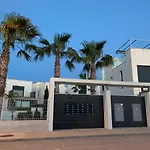 Punta Prima 3 Bedrooms And Solarium Sea View Vila Torrevieja