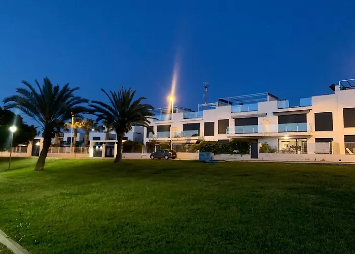 Punta Prima 3 Bedrooms And Solarium Sea View Villa Torrevieja